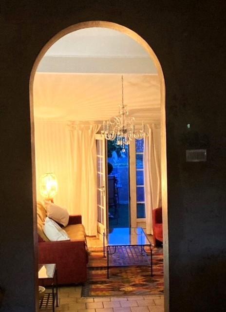 Superbe Appartement De Caractere Au Calme Aigues-Mortes Exteriér fotografie